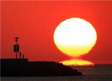 北師大詩歌讀書會 | 讀聞一多《太陽吟》《太陽吟》還表現(xiàn)出一種追尋光明、厭惡黑暗的思想境界……[詳細]