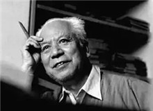 【姚雪垠】	許建輝丨《從<李自成>看姚雪垠的文學(xué)貢獻(xiàn)》；	姚海天丨《從<李自成>第二卷獲首屆茅盾文學(xué)獎?wù)勂稹贰?#13;