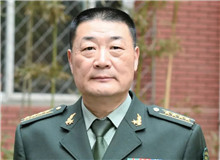 【徐貴祥】	傅逸塵丨《英雄傳奇的“現(xiàn)代性”重構(gòu)》；	宋　嵩丨《斜月沉沉藏海霧 碣石瀟湘無限路》。