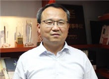 安徽文藝出版社：文學(xué)出版人要能沉得住氣　　這些年，安徽文藝社深耕原創(chuàng)現(xiàn)實(shí)題材長(zhǎng)篇小說產(chǎn)品線，出版了一大批優(yōu)秀文藝作品。[詳細(xì)]
