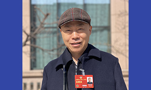 全國(guó)政協(xié)委員、導(dǎo)演劉家成　
