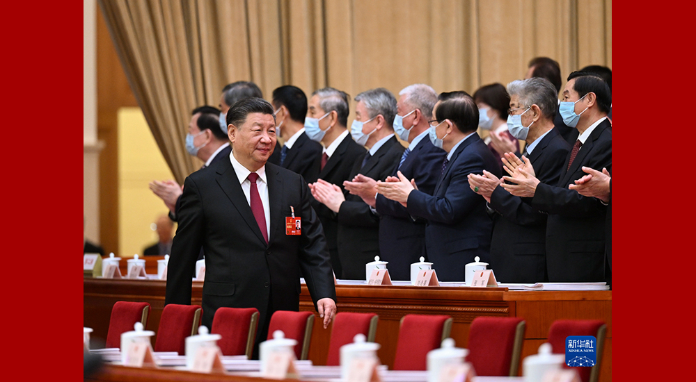 3月5日，第十四屆全國(guó)人民代表大會(huì)第一次會(huì)議在北京人民大會(huì)堂開幕。習(xí)近平步入會(huì)場(chǎng)。