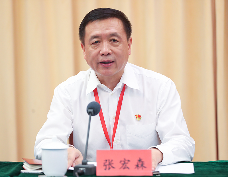 中國作協(xié)黨組書記、副主席、機關(guān)黨委書記張宏森出席閉幕會并講話