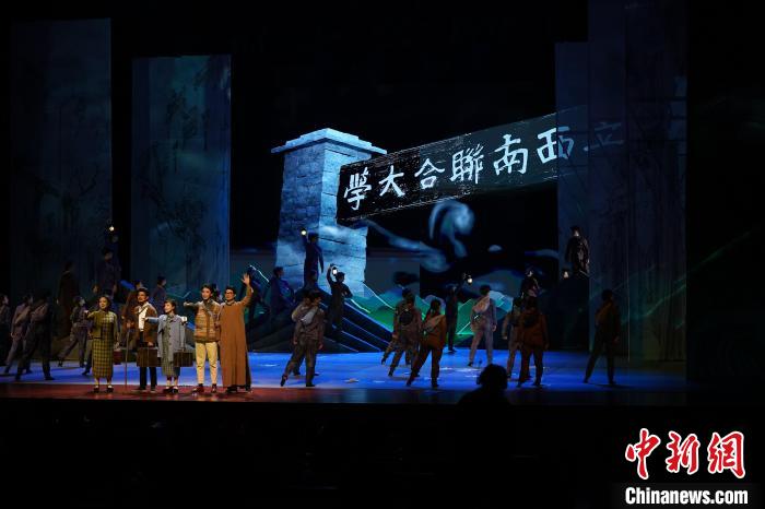 圖為演出現(xiàn)場。中新網(wǎng)記者劉冉陽 攝
