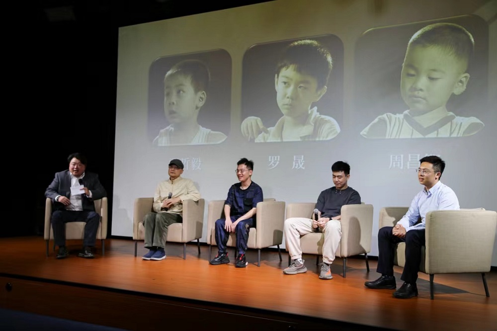 張以慶導(dǎo)演及其團(tuán)隊(duì)、《幼兒園》中的主人公