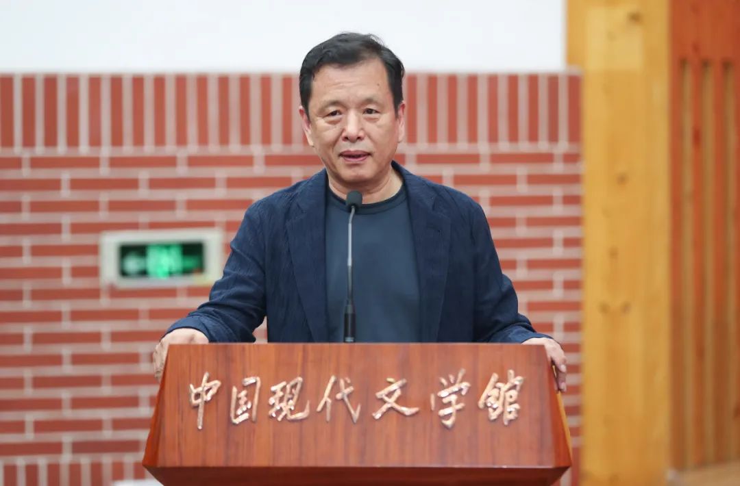 中國作協(xié)黨組成員、副主席、書記處書記李敬澤致辭