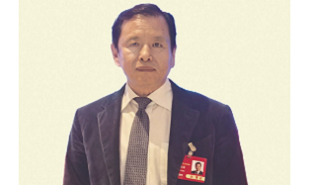 全國(guó)人大常委會(huì)委員、中國(guó)作協(xié)副主席李敬澤