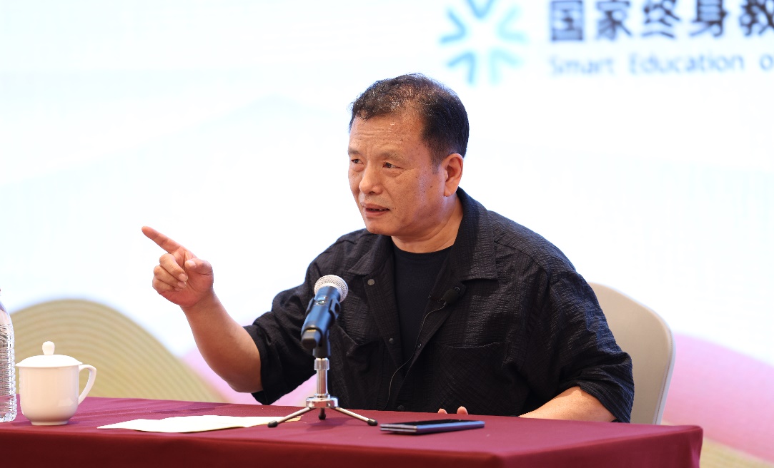 李敬澤